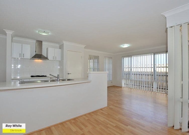 4 Rennex Ramble, Ellenbrook WA 6069, Ellenbrook - Thumbnail 6