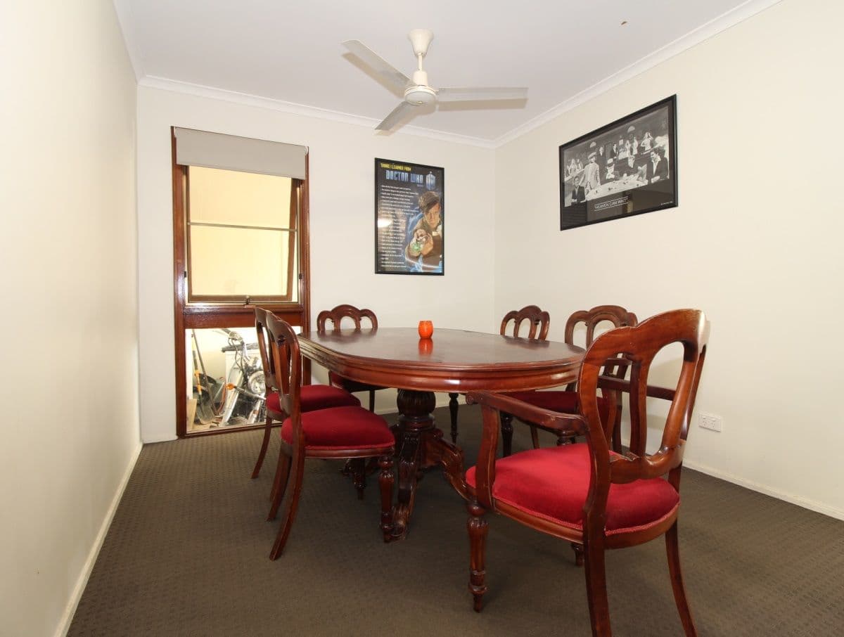 111 Harris Street, Emerald QLD 4720, Emerald - Thumbnail 5