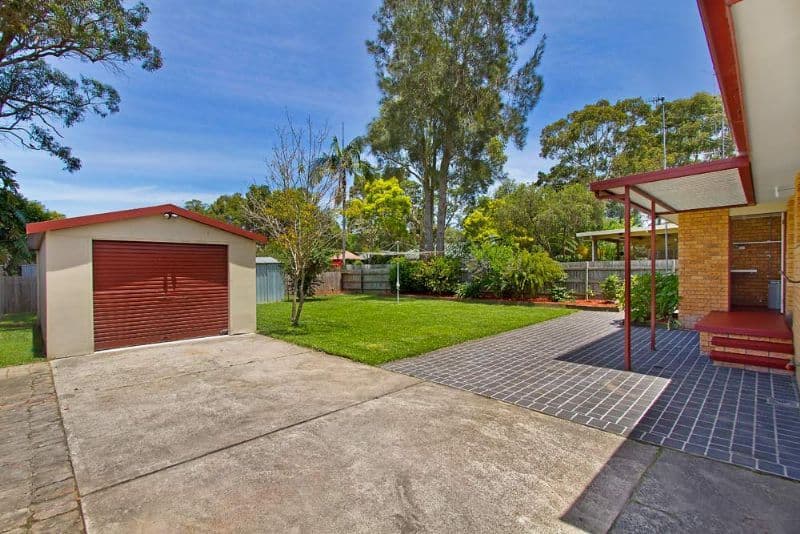 84 Kerry Crescent, BERKELEY VALE NSW 2261, Berkeley Vale - Thumbnail 2