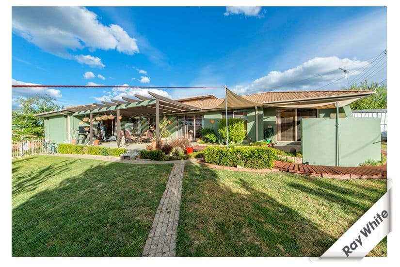63 Zox Circuit, CALWELL ACT 2905, Calwell - Image 1