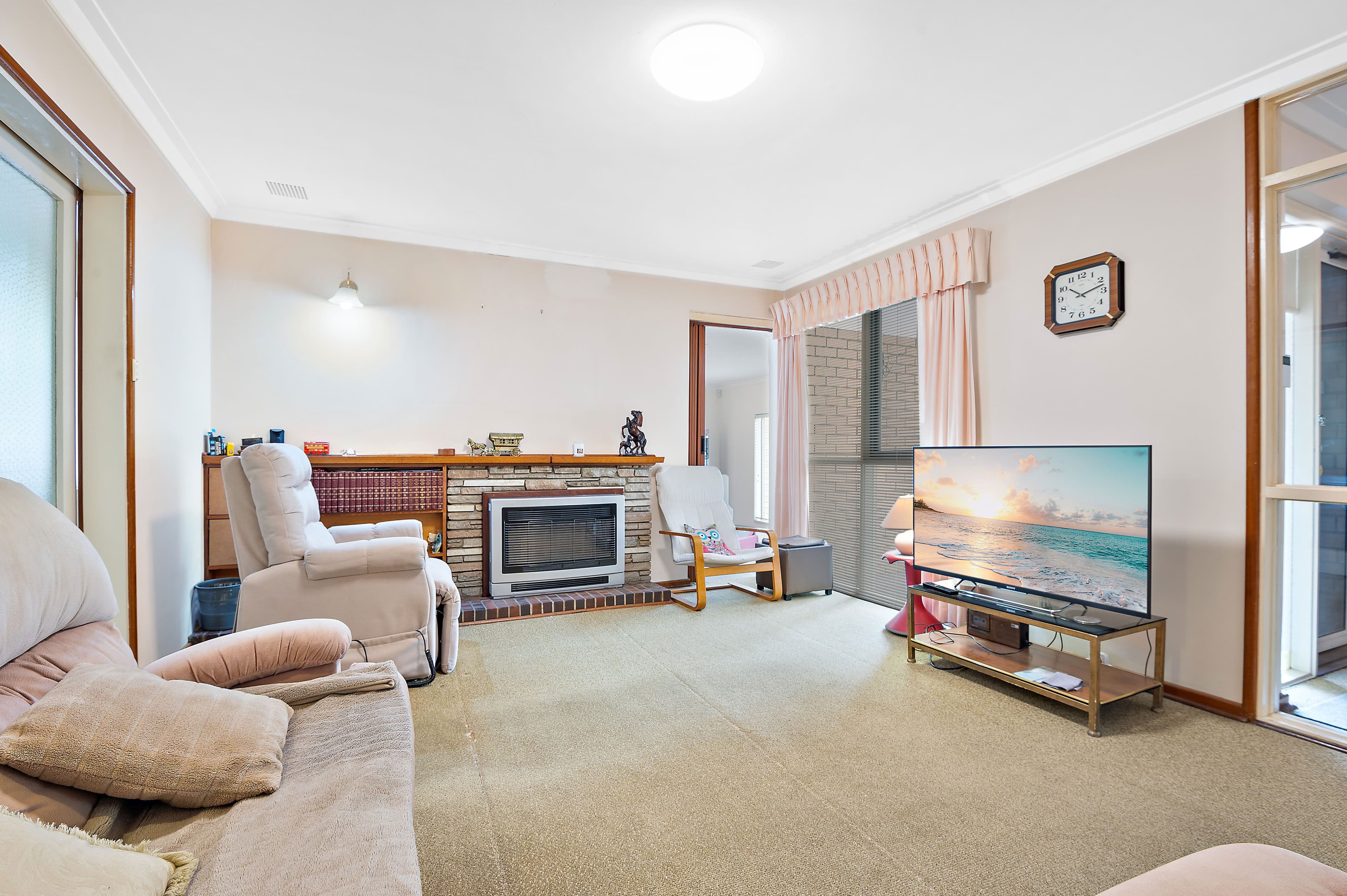 22 Burnley Street, Thornlie WA 6108, Thornlie - Thumbnail 8