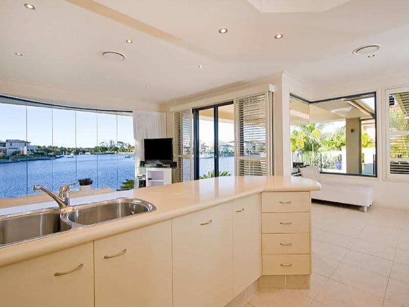 29 Windchimes Way, HOPE ISLAND QLD 4212, Hope Island - Thumbnail 3