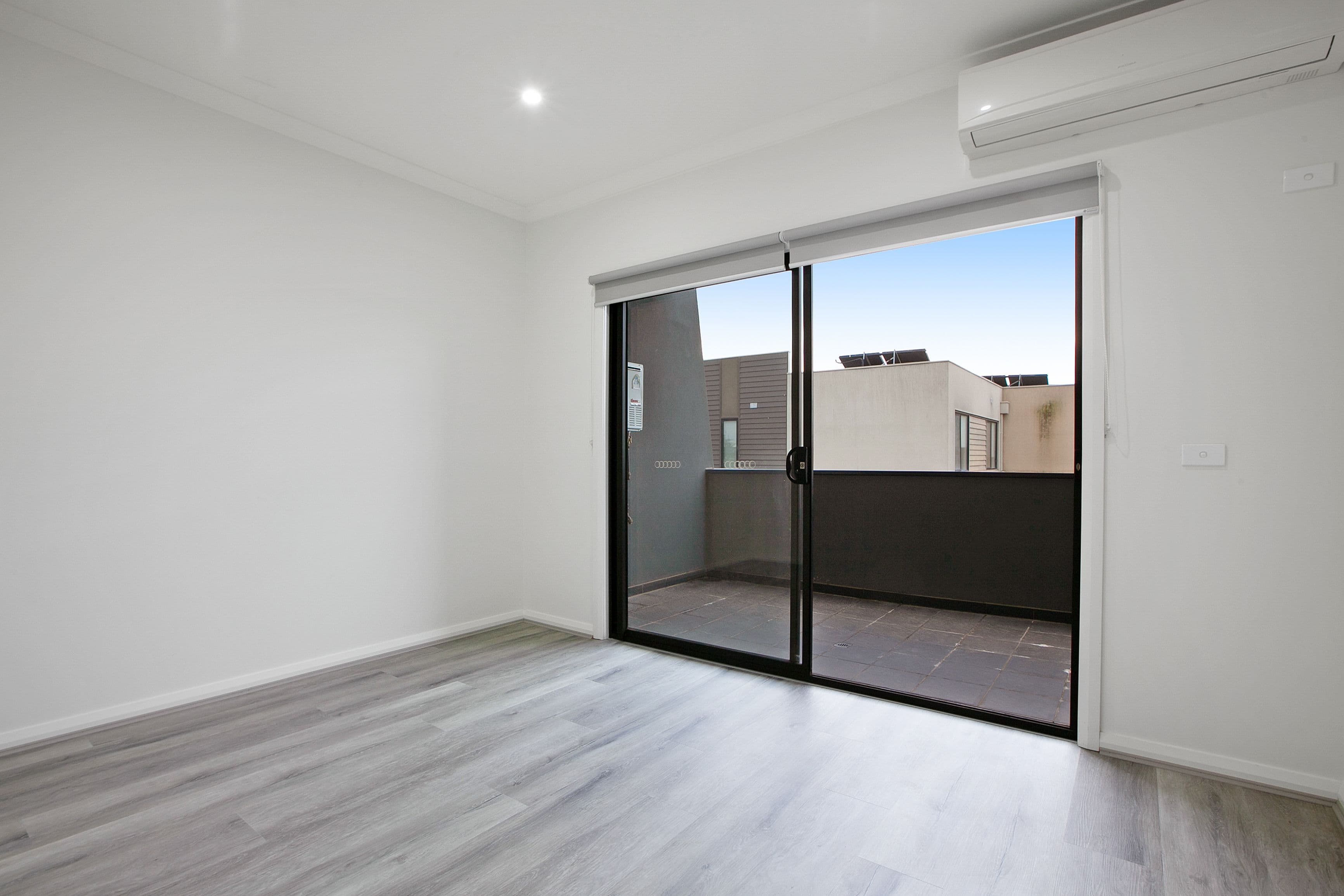 1-27 Punt Street, Craigieburn VIC 3064, Craigieburn - Thumbnail 3