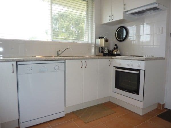 4-6 Royle Street, FRANKSTON VIC 3199, Frankston - Thumbnail 2