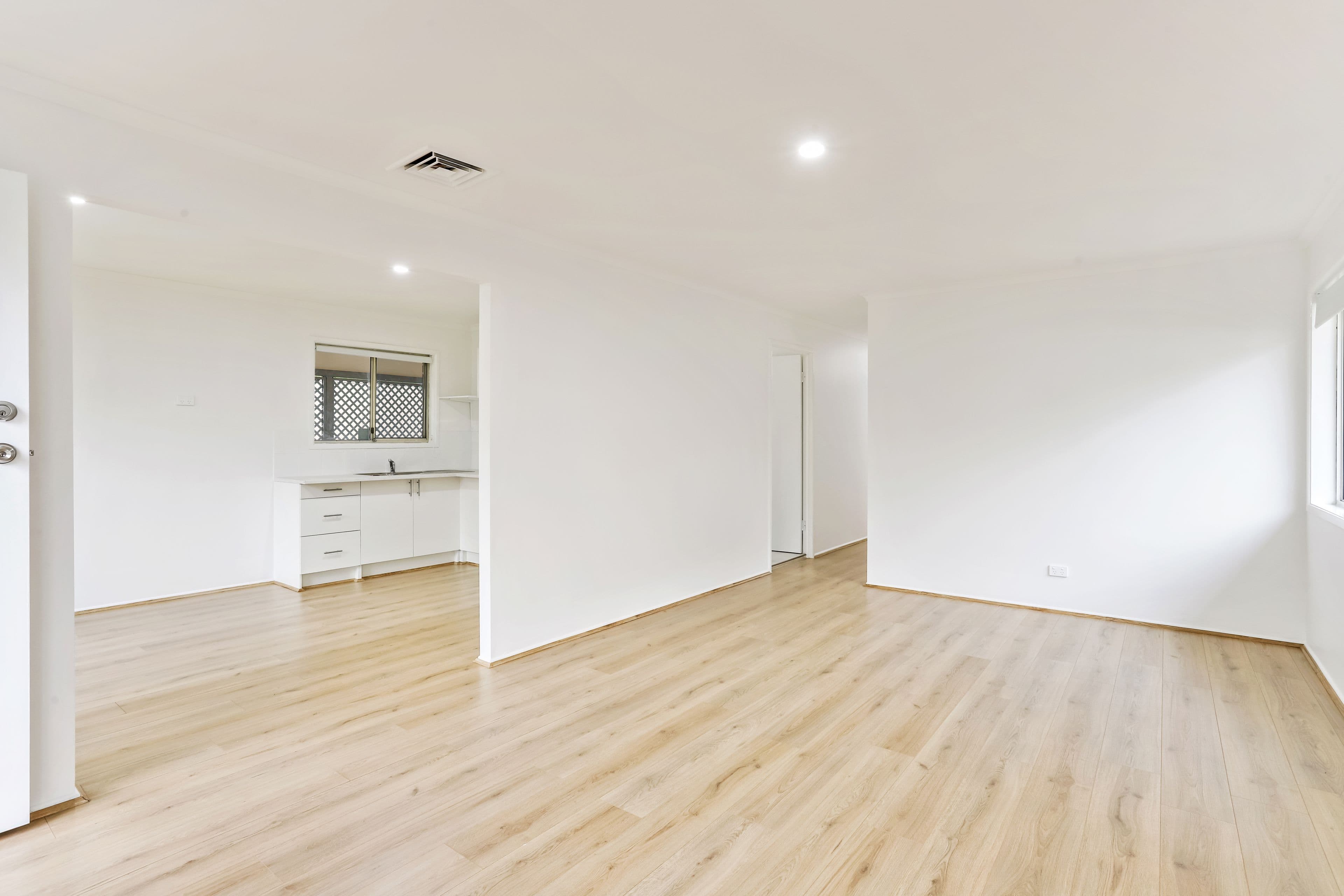 177 Whiting Street, Labrador QLD 4215, Labrador - Thumbnail 3