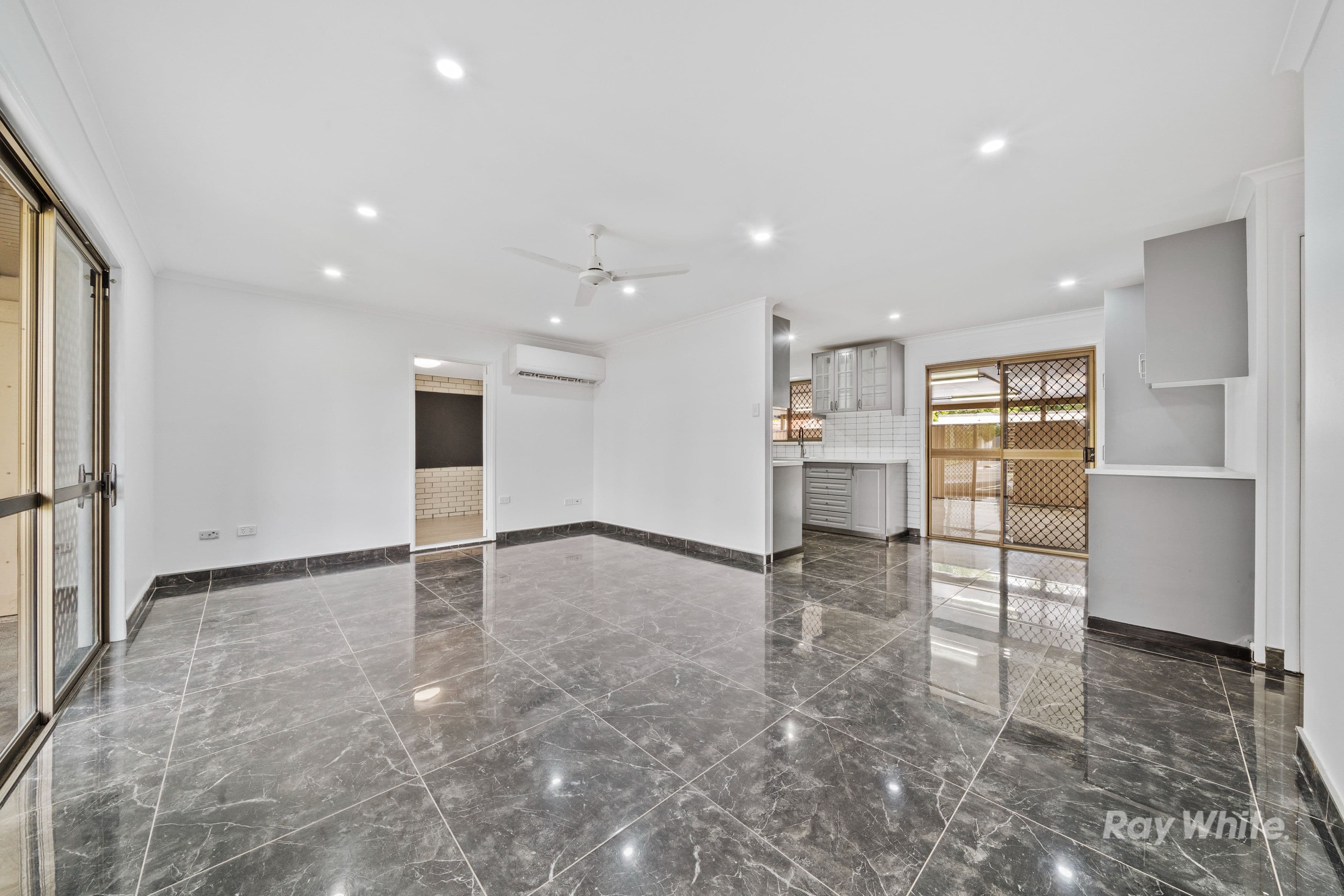141 Juers Street, Kingston QLD 4114, Kingston - Thumbnail 4