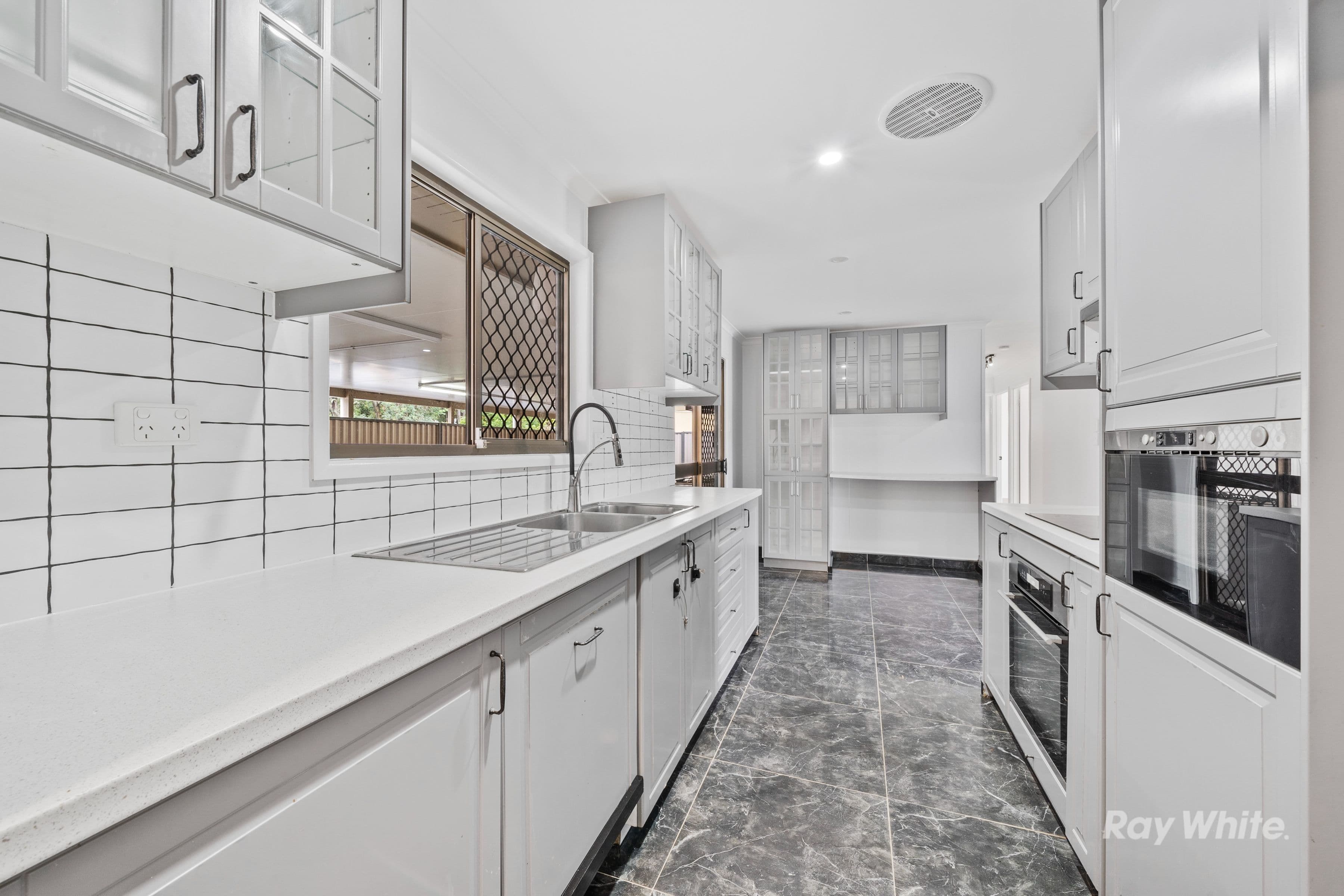 141 Juers Street, Kingston QLD 4114, Kingston - Thumbnail 6