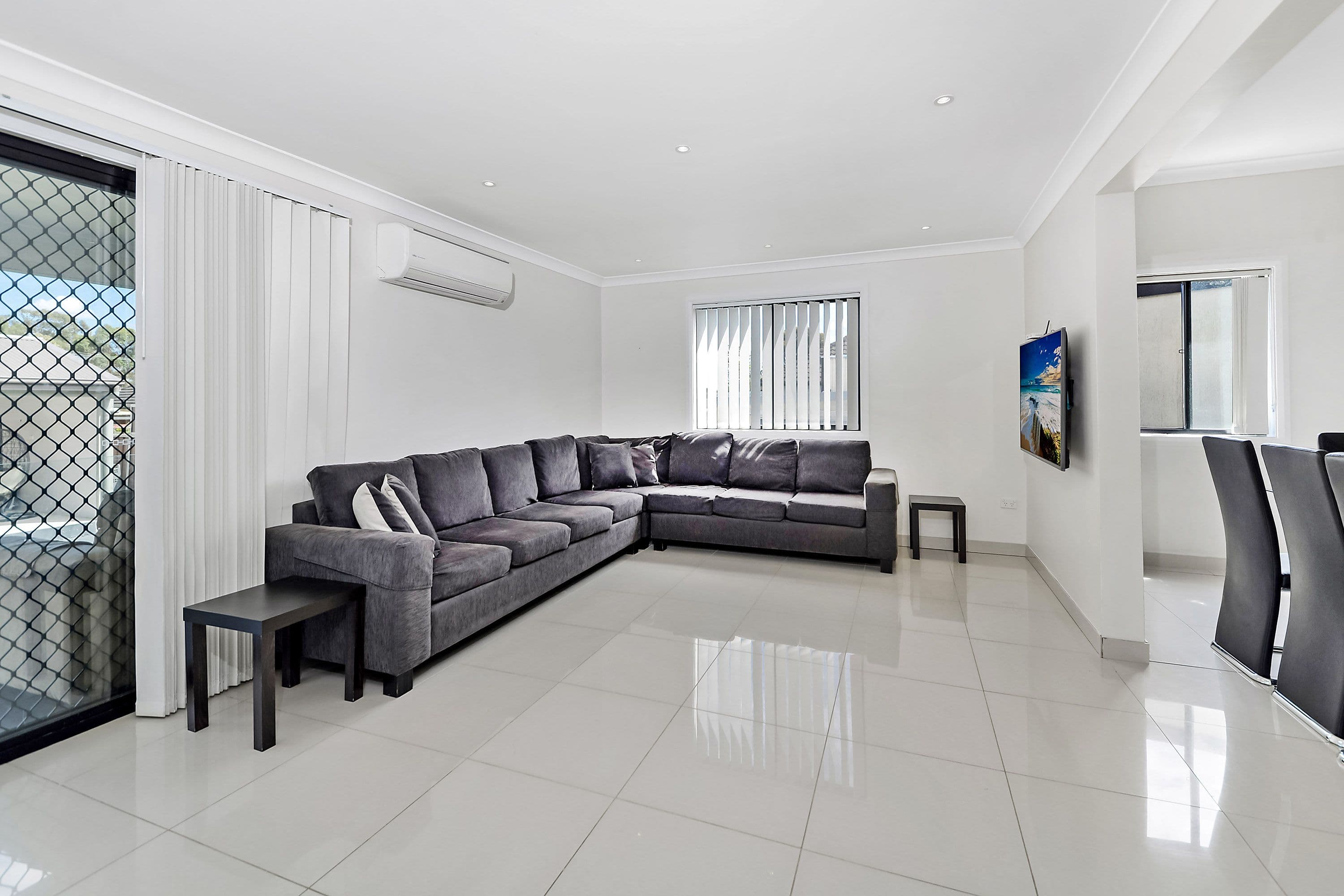 42 Rangers Road, Yagoona - Thumbnail 3