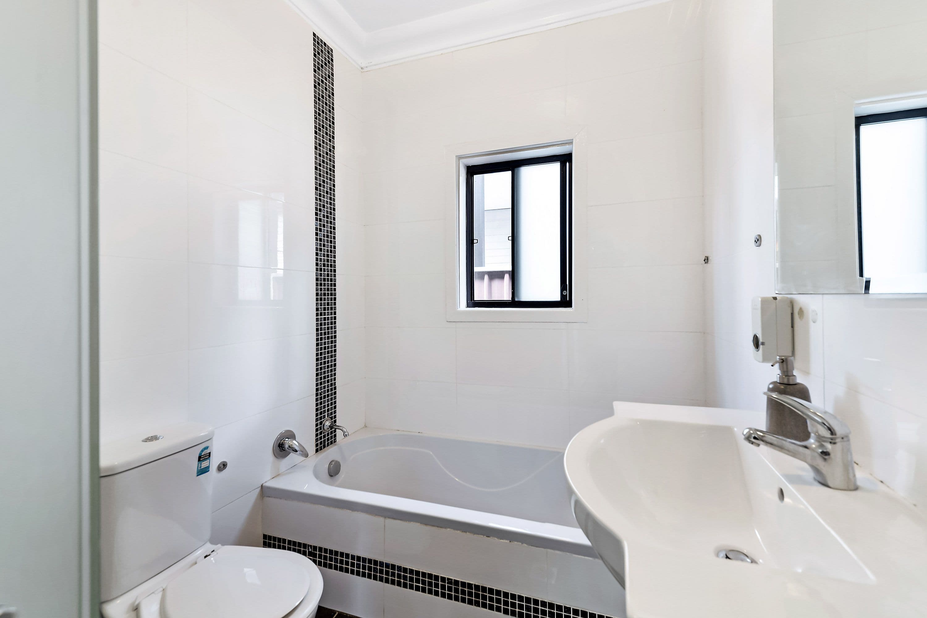 42 Rangers Road, Yagoona - Thumbnail 7
