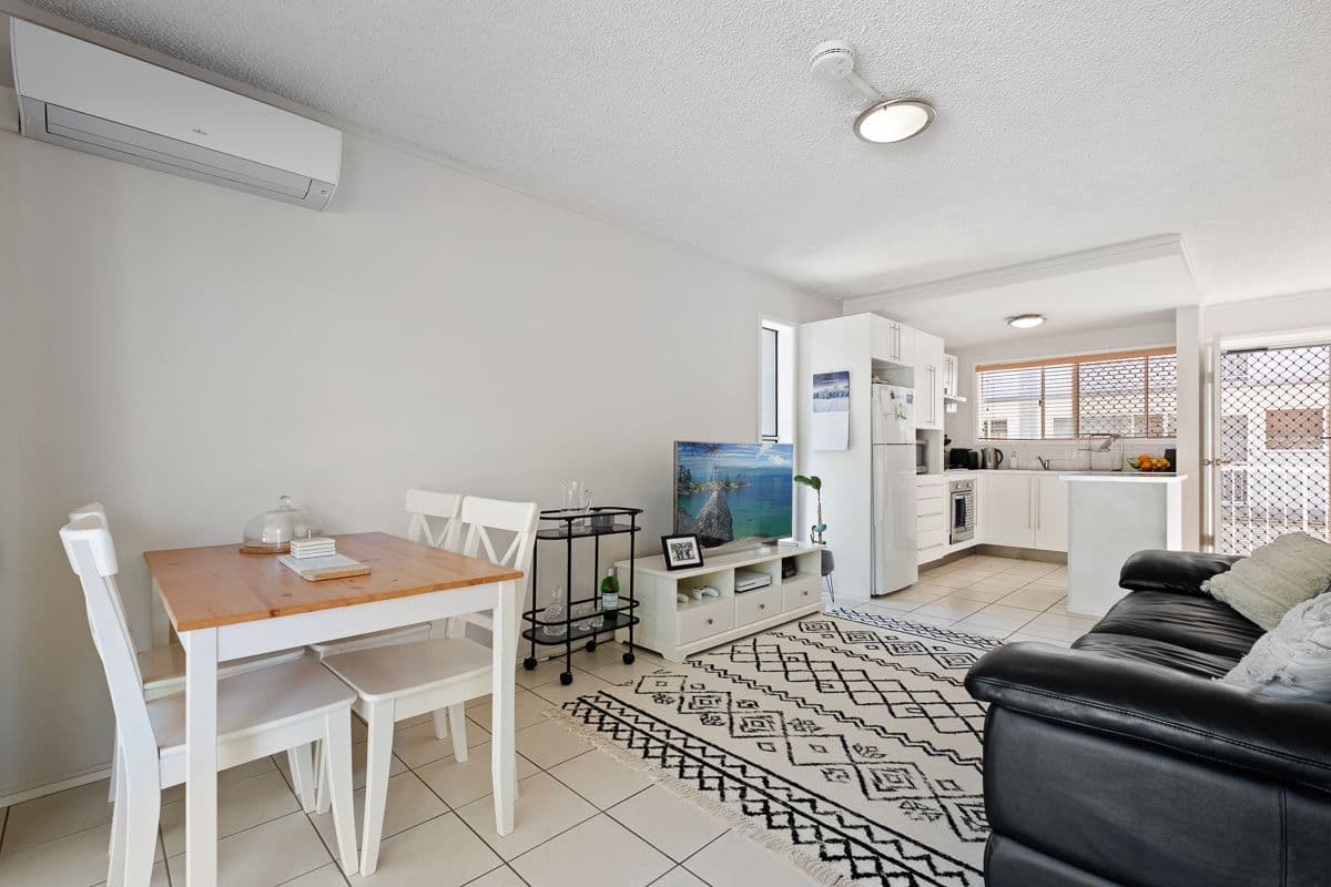 23 Montrose Road, Taringa QLD 4068, Taringa - Thumbnail 2