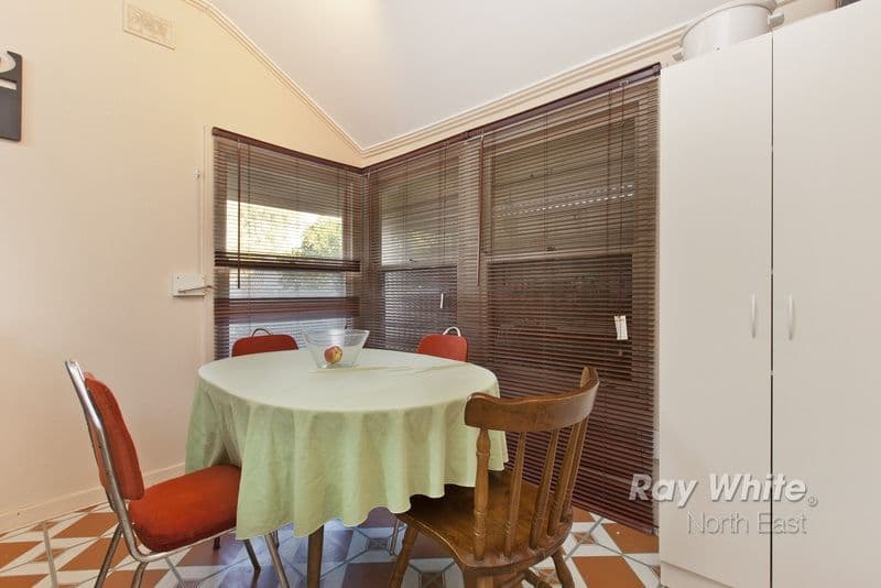 22 Bloomfield Crescent, Elizabeth Downs SA 5113, Elizabeth Downs - Thumbnail 3