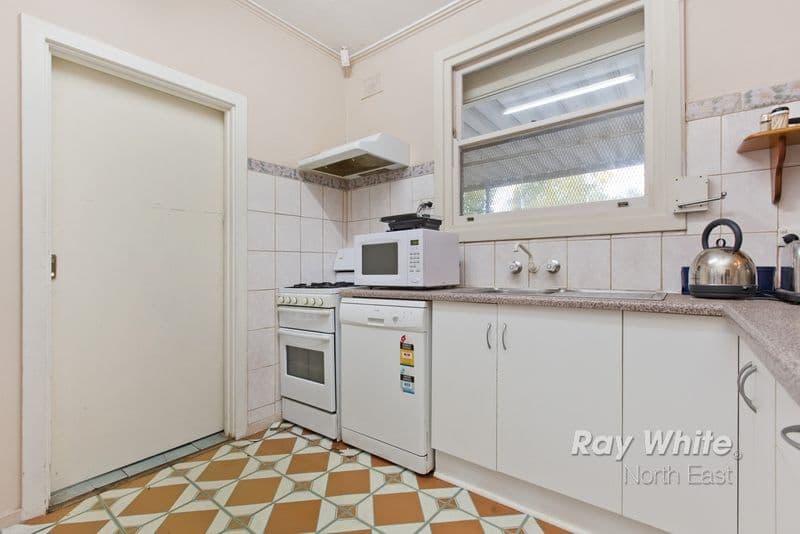 22 Bloomfield Crescent, Elizabeth Downs SA 5113, Elizabeth Downs - Thumbnail 4