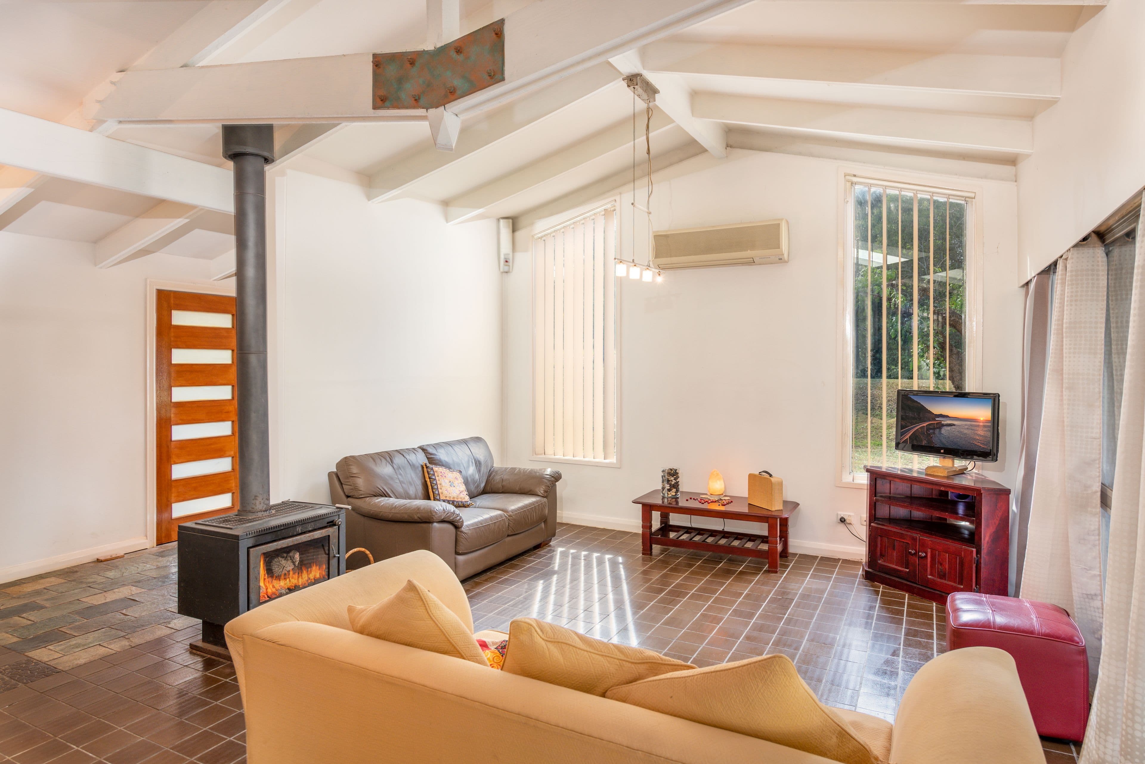 401 Freemans Drive, Cooranbong - Thumbnail 2