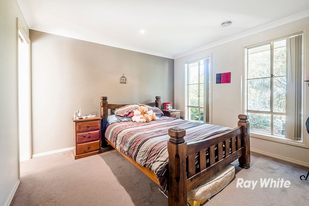 53 Donohue Street, Cranbourne East VIC 3977, Cranbourne East - Thumbnail 2