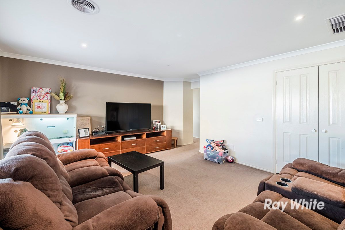 53 Donohue Street, Cranbourne East VIC 3977, Cranbourne East - Thumbnail 7