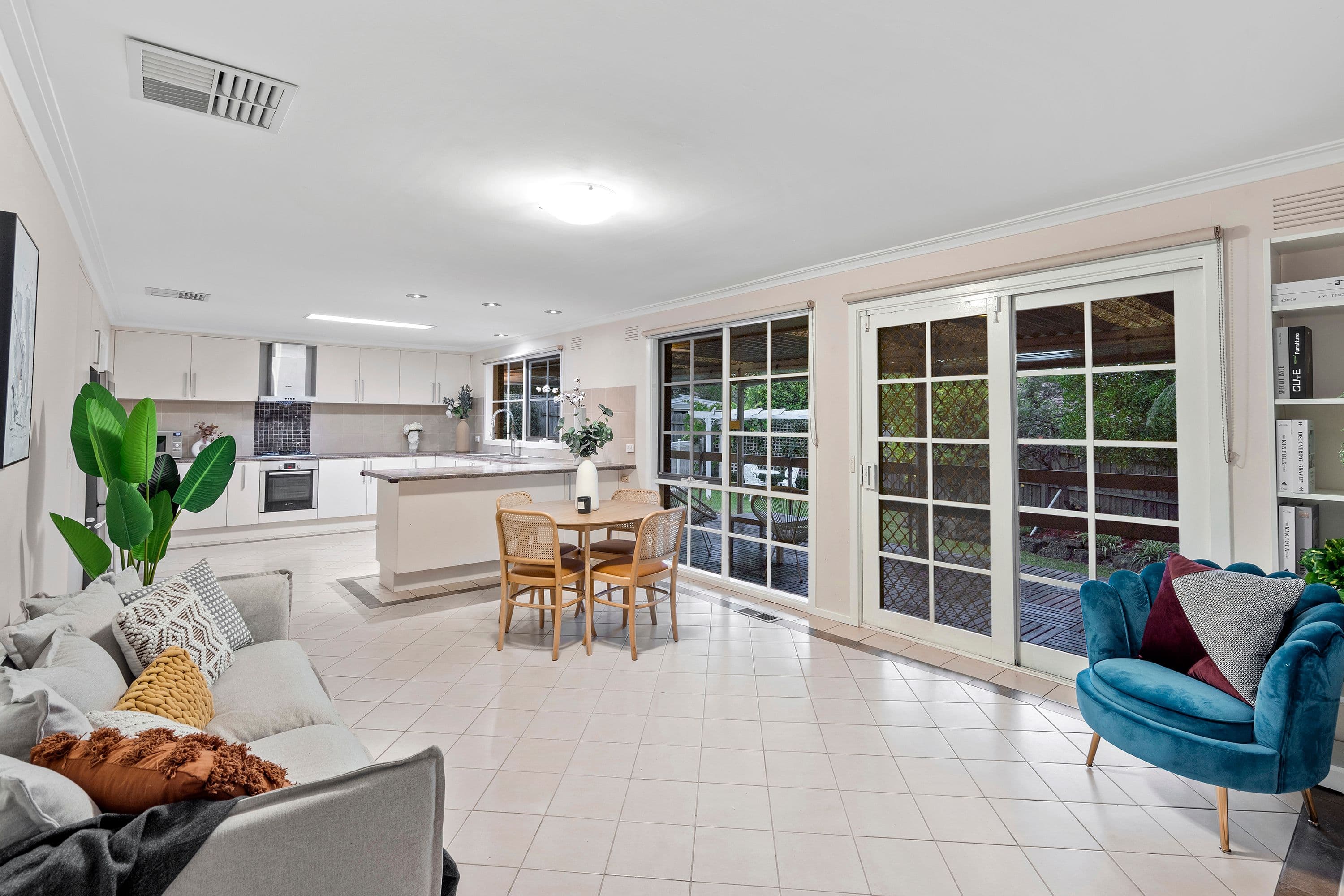 16 Maringa Close, Wantirna South VIC 3152, Wantirna South - Thumbnail 6