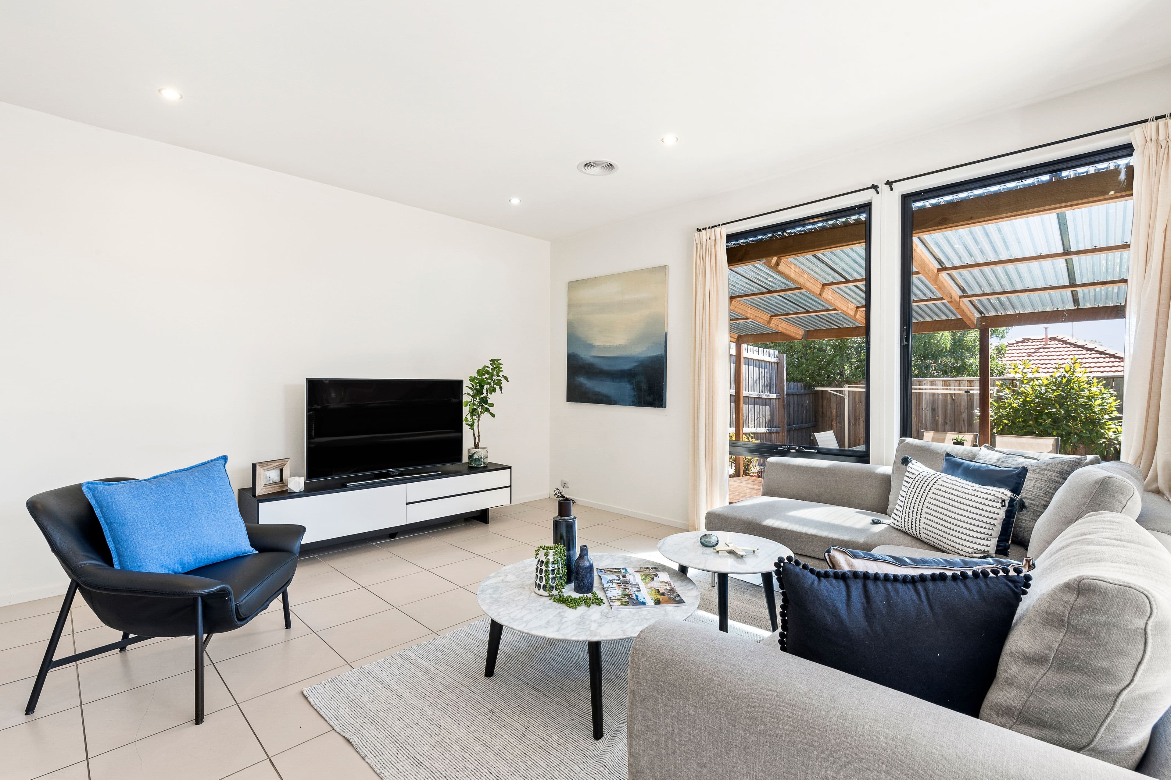 15 Burn Nar Look Drive, Burwood VIC 3125, Burwood - Thumbnail 2