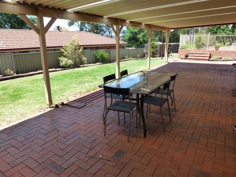 29 Bell Avenue, DUBBO NSW 2830, Dubbo - Thumbnail 4