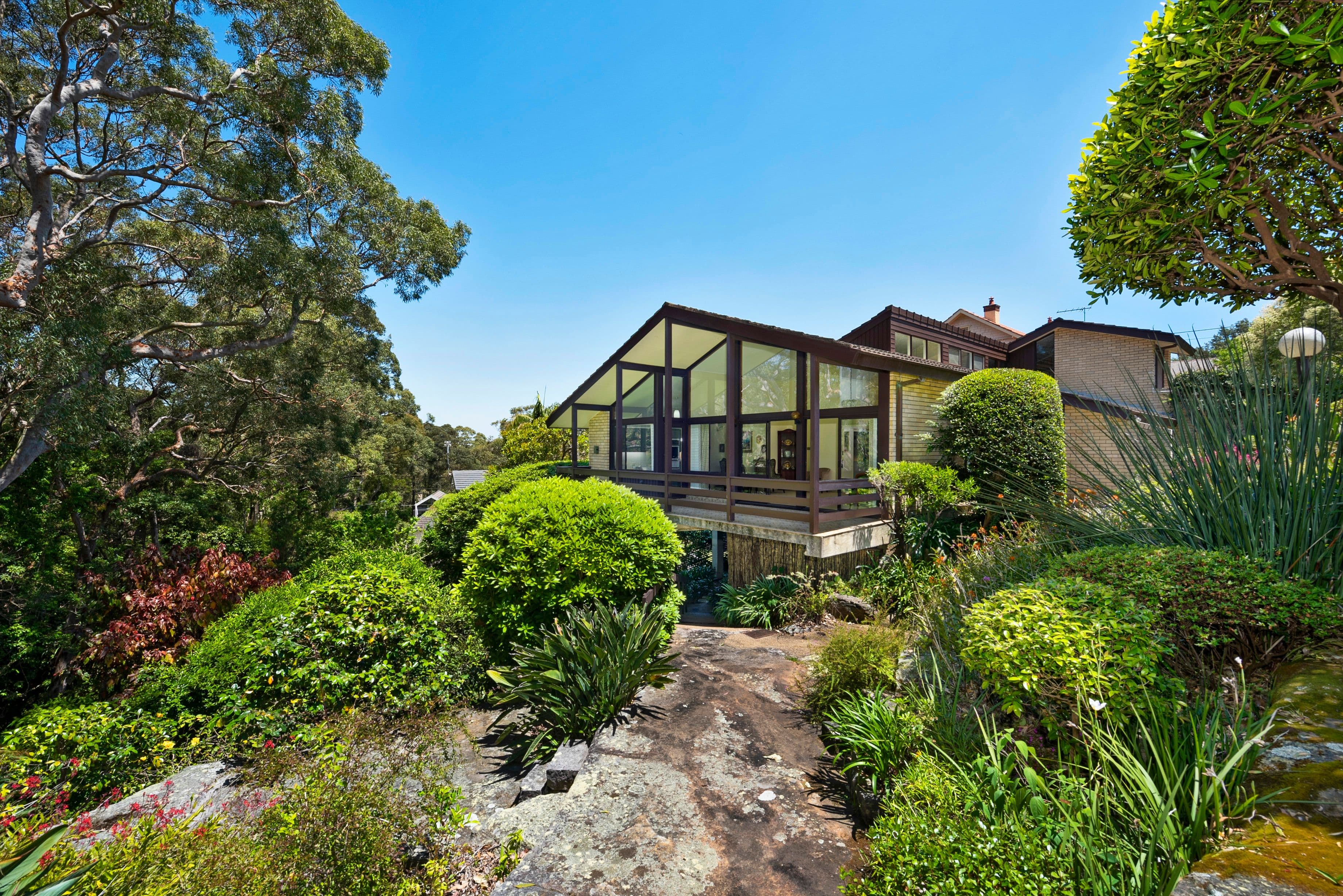 2 Greendale Street, Greenwich - Image 1