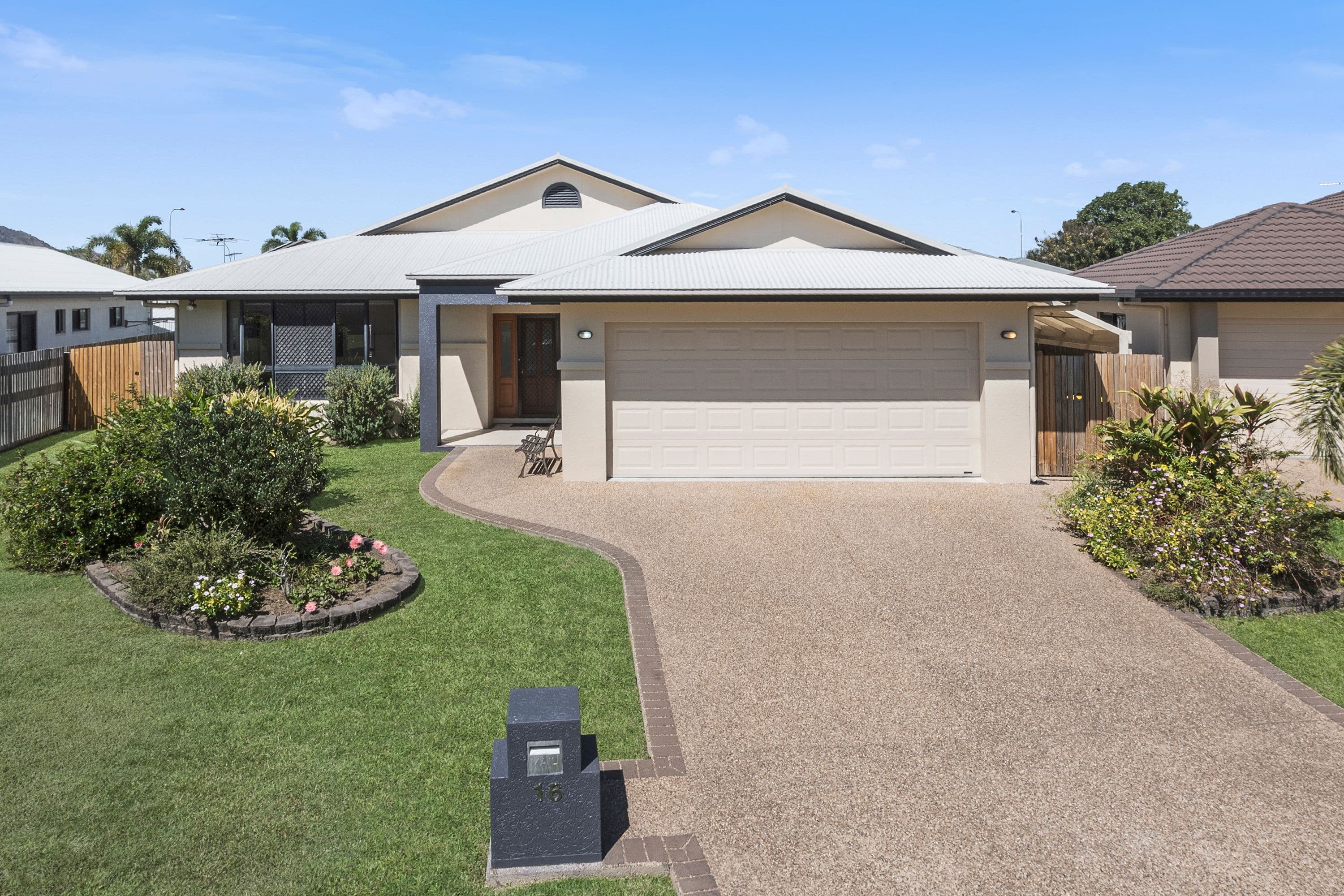 16 Montebello Circle, Kirwan QLD 4817, Kirwan - Thumbnail 2