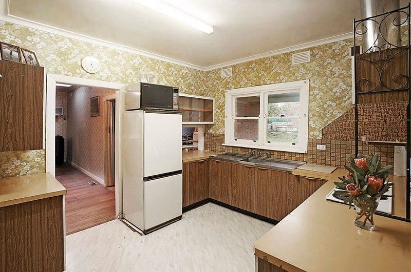 8 Malcolm Court, MOUNT WAVERLEY VIC 3149, Mount Waverley - Thumbnail 2