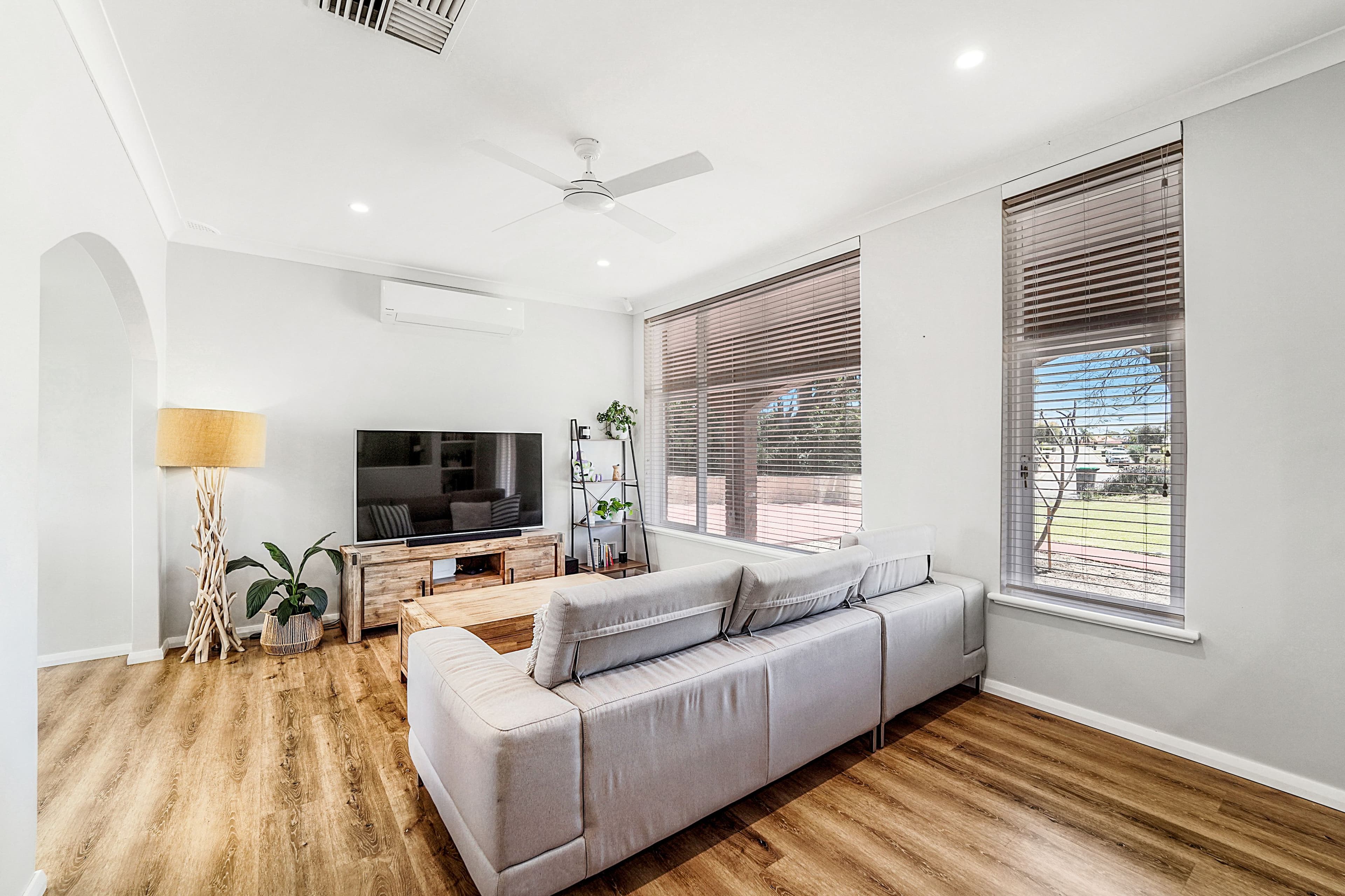 49 Glenbank Crescent, Kallaroo WA 6025, Kallaroo - Thumbnail 5