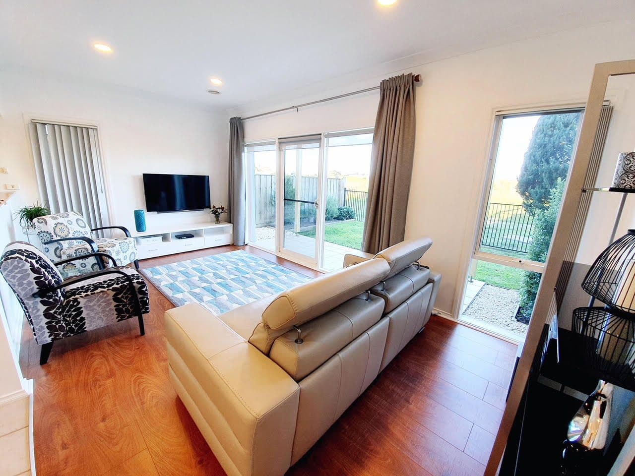 1 Greg Norman Drive, Sanctuary Lakes VIC 3030, Sanctuary Lakes - Thumbnail 3