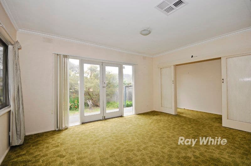 28 Flinders Crescent, BORONIA VIC 3155, Boronia - Thumbnail 3