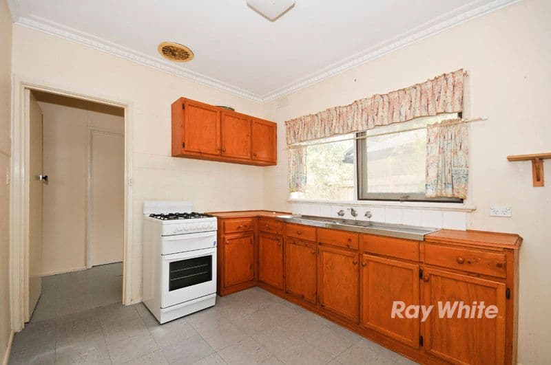 28 Flinders Crescent, BORONIA VIC 3155, Boronia - Thumbnail 4