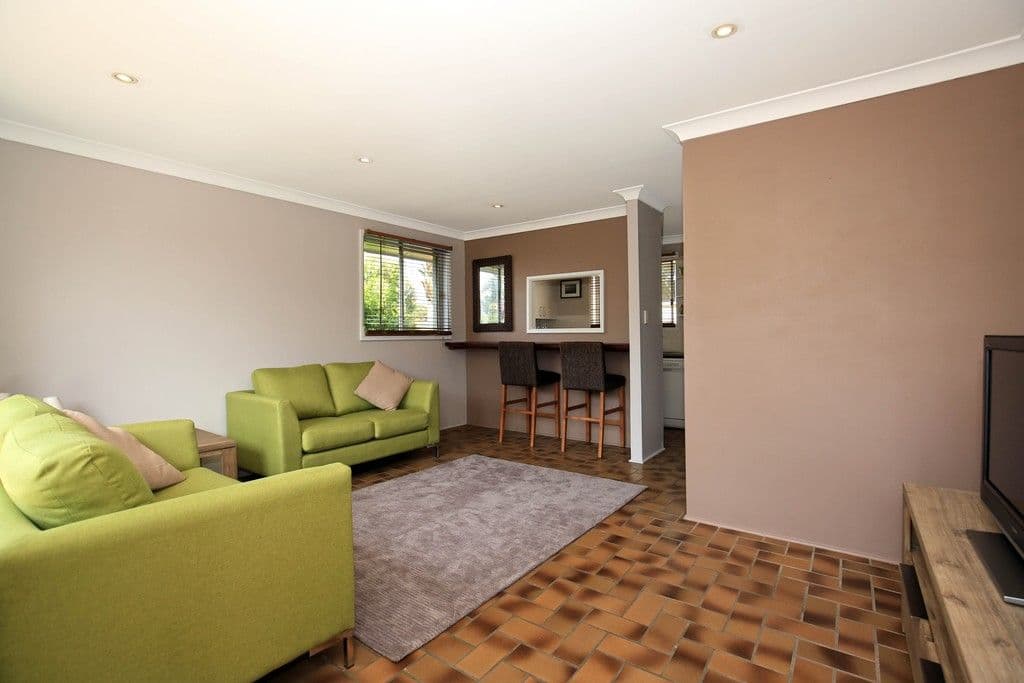 8 Riga Avenue, Greenacre NSW 2190, Greenacre - Thumbnail 4