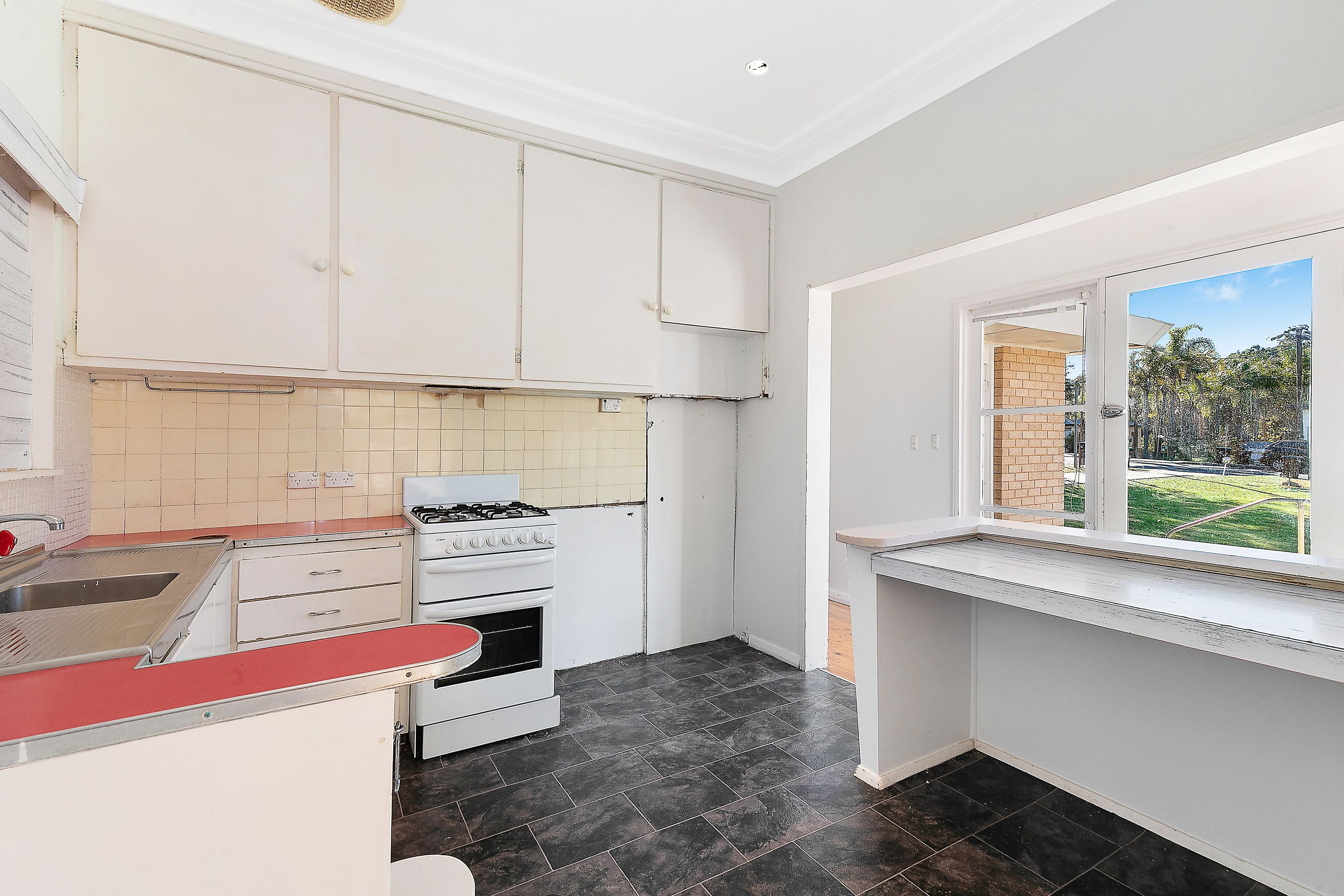 9 Bate Avenue, Allambie Heights - Thumbnail 4