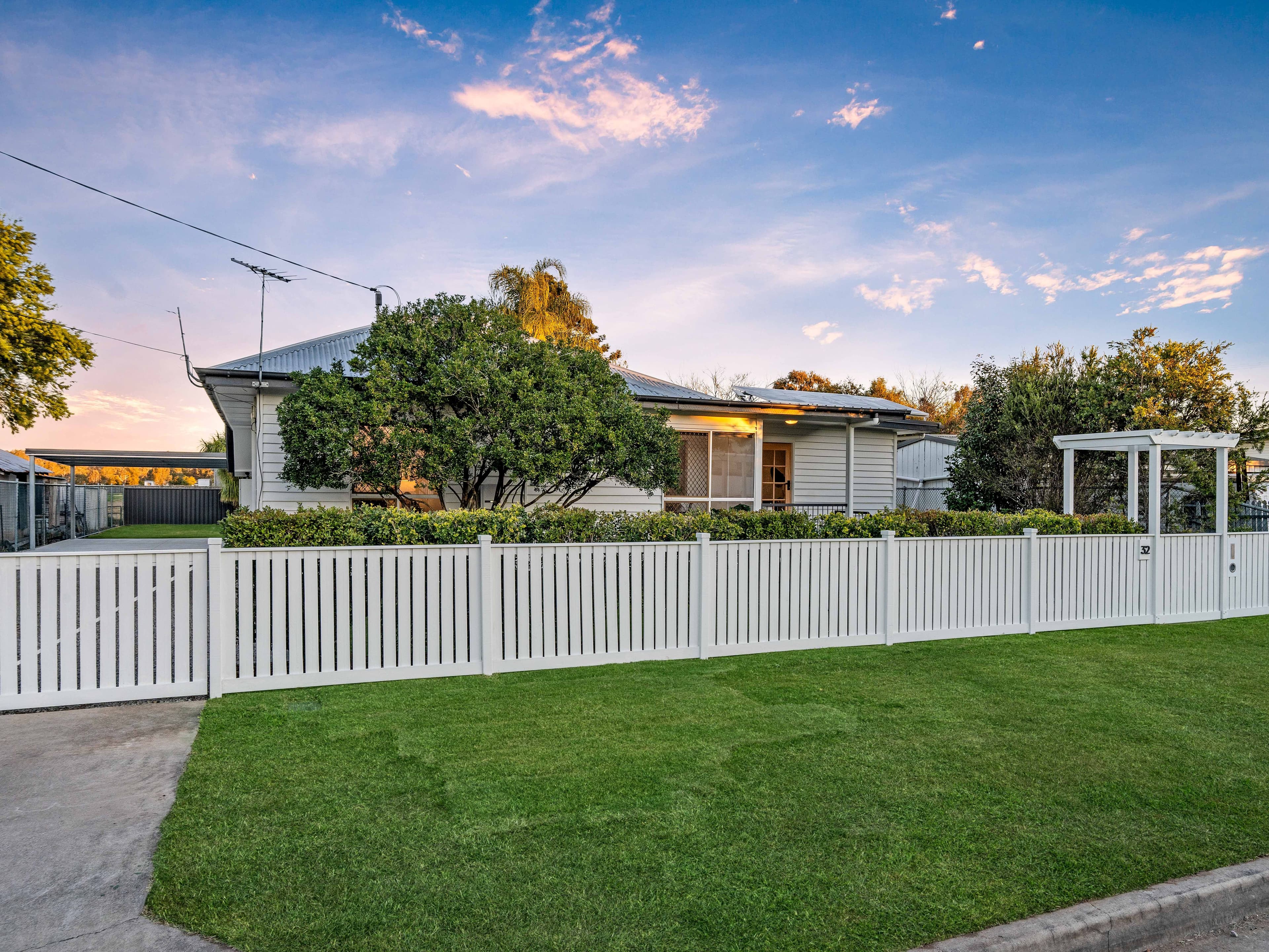 32 Cafferky Street, One Mile QLD 4305, One Mile - Thumbnail 2