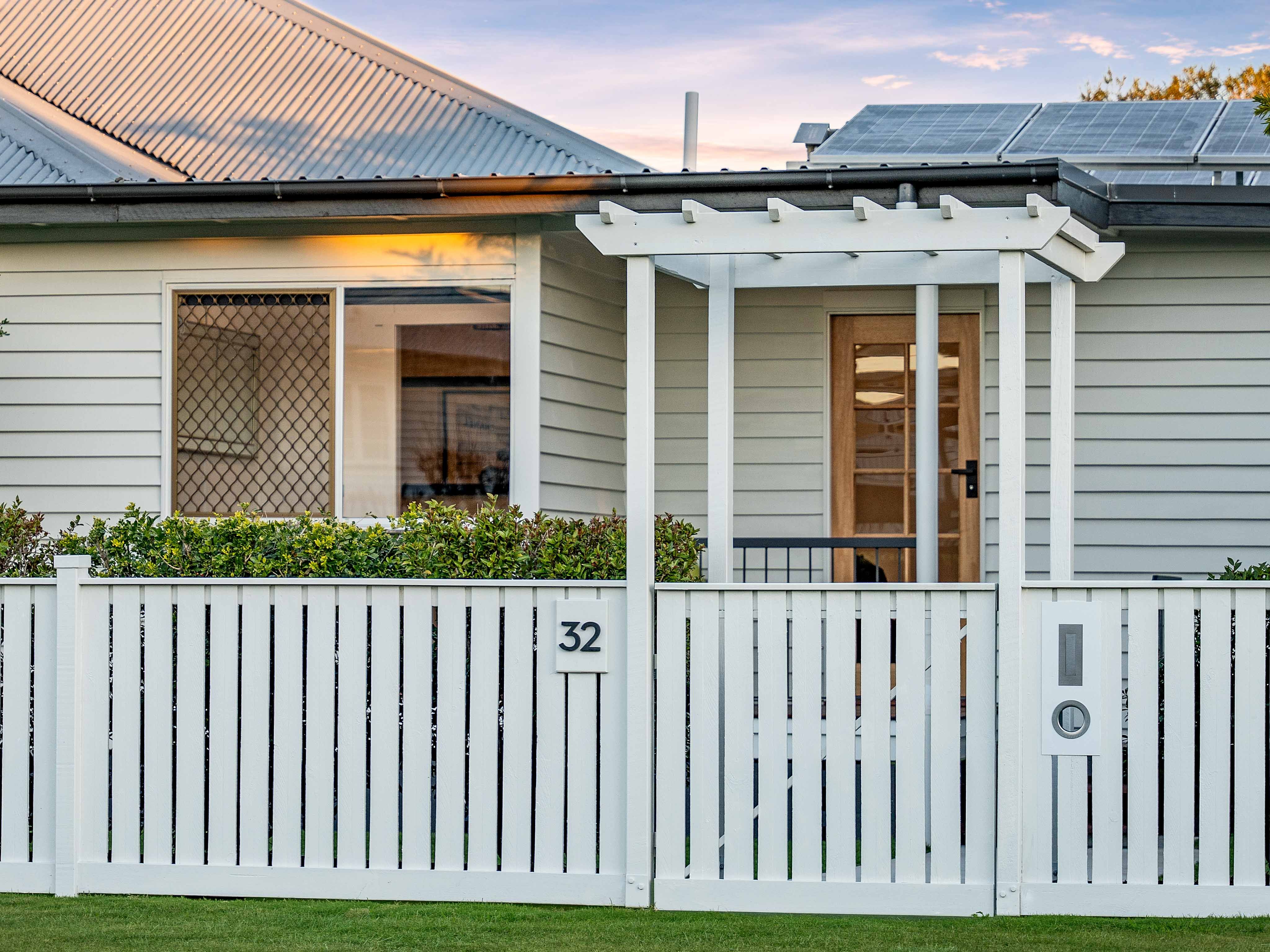32 Cafferky Street, One Mile QLD 4305, One Mile - Thumbnail 3