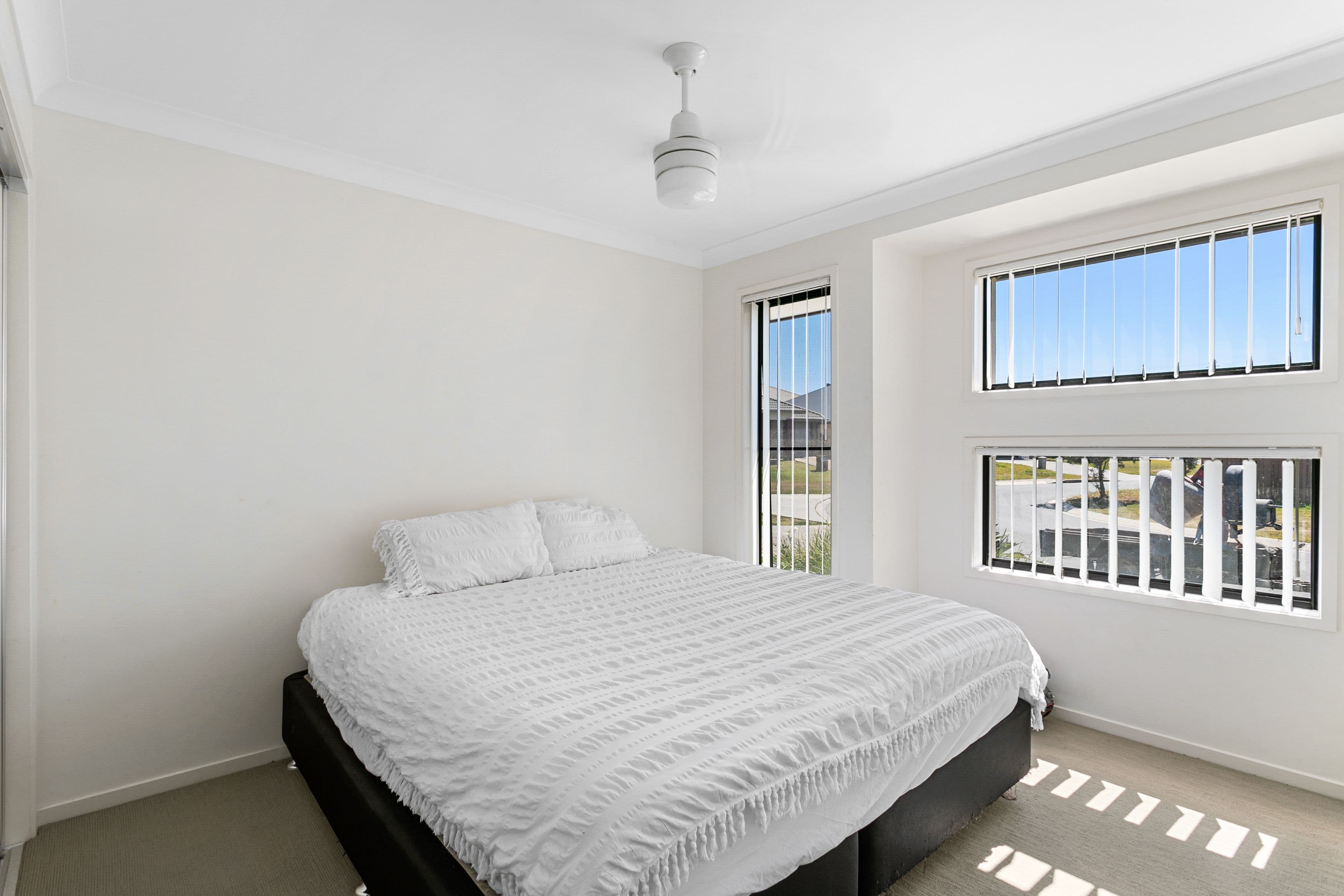42 Yarrow Circuit, Griffin QLD 4503, Griffin - Thumbnail 2