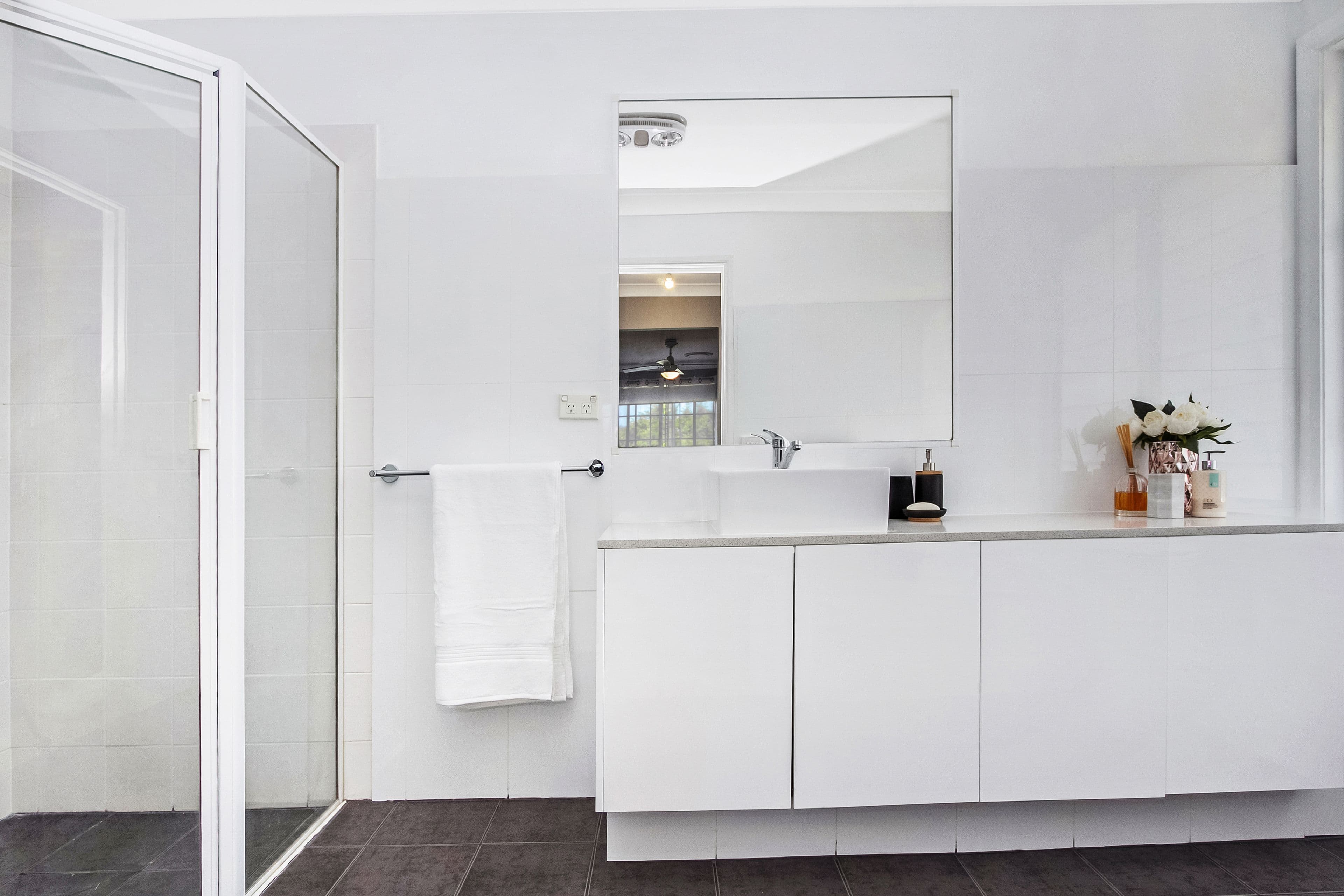 64 Coachman Crescent, Kellyville Ridge - Thumbnail 5