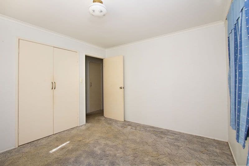 10 Flag Street, JAMBOREE HEIGHTS QLD 4074, Jamboree Heights - Thumbnail 5