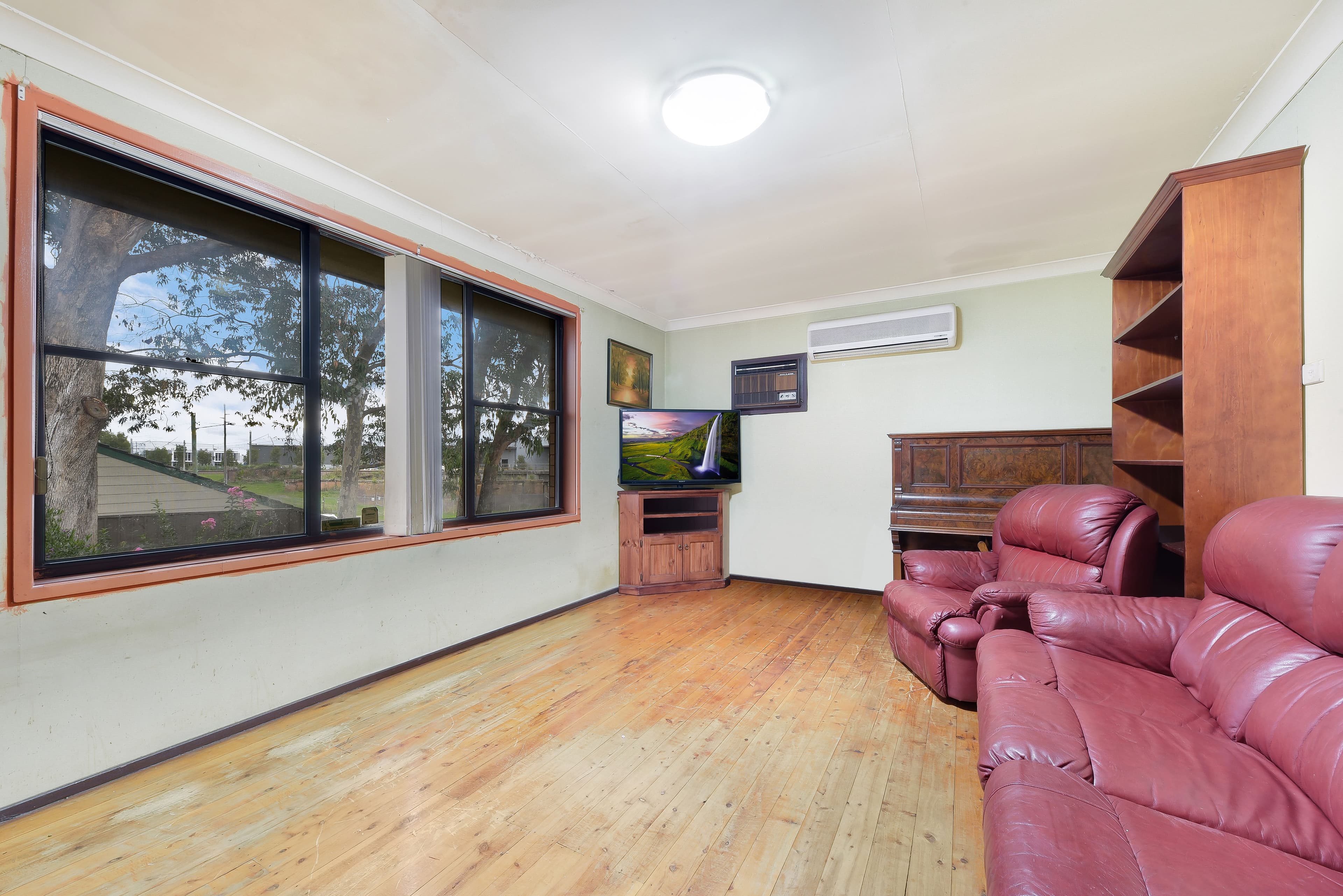 320 Railway Parade, Macquarie Fields - Thumbnail 3