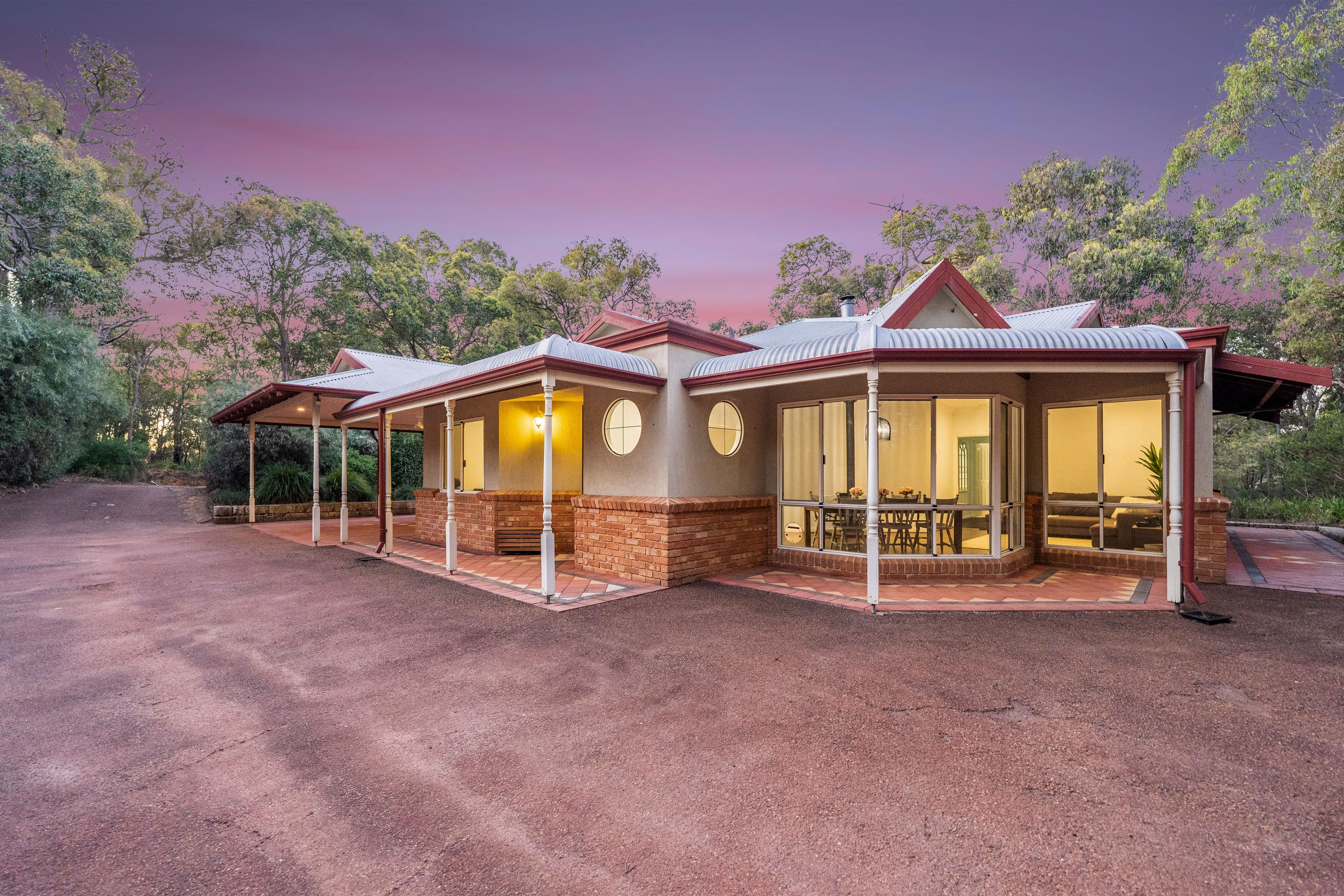 1315 Stoneville Road, Mundaring WA 6073, Mundaring - Thumbnail 2