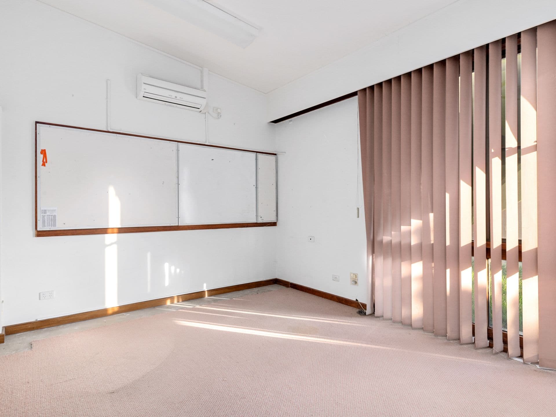 27 Wedge Street, Benalla VIC 3672, Benalla - Thumbnail 6