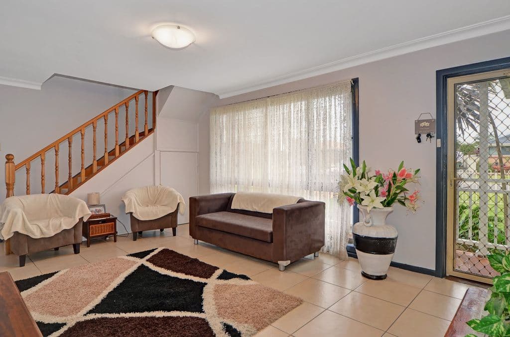 5 Bass Street, Barrack Heights - Thumbnail 2