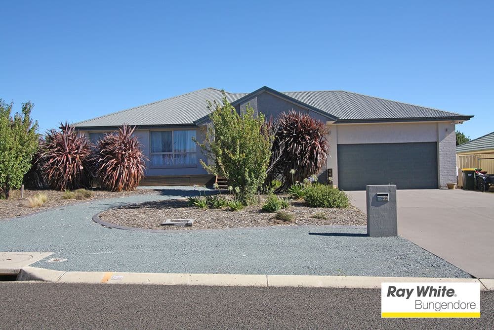 22 Larmer Street, Bungendore - Image 1