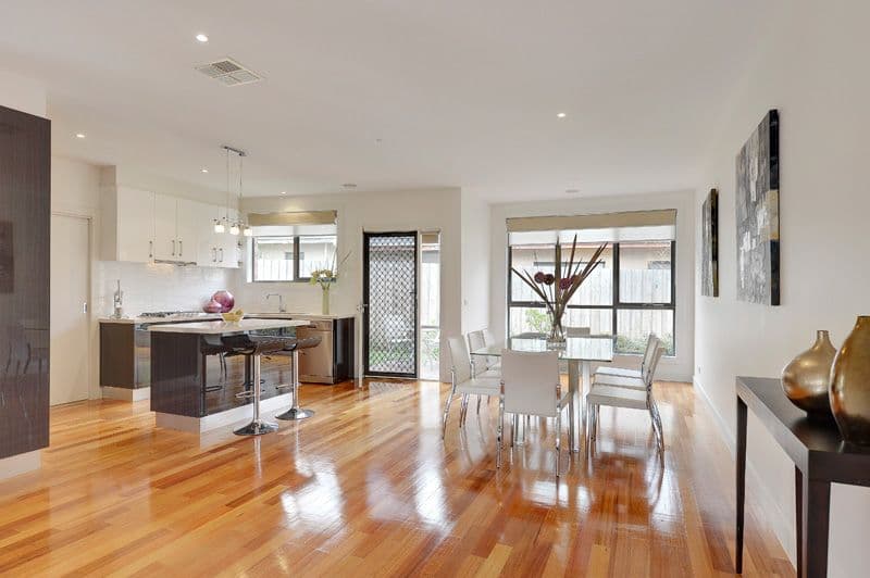 7 Fletcher Court, MOUNT WAVERLEY VIC 3149, Mount Waverley - Thumbnail 2