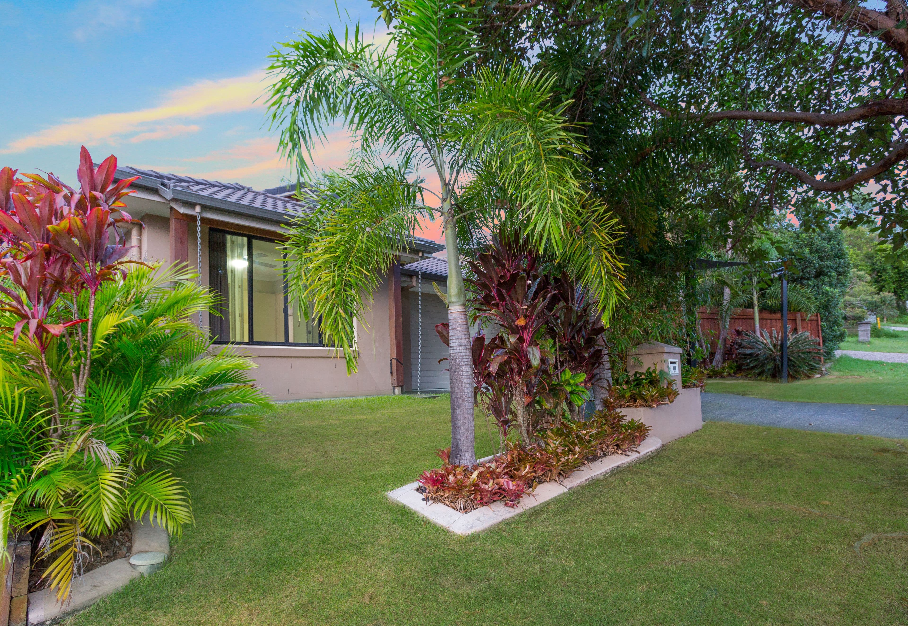 6 Glen Echo Street, Springfield Lakes QLD 4300, Springfield Lakes - Thumbnail 3