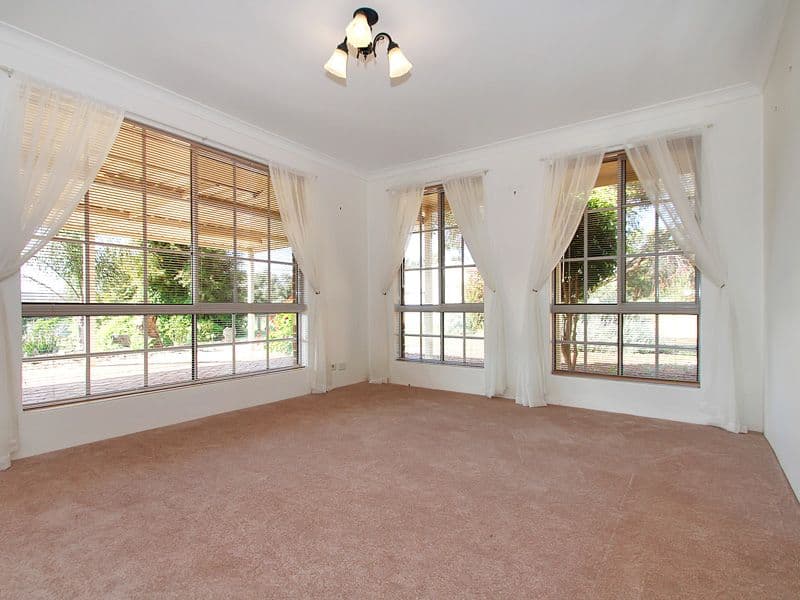 52 Arborfield Way, BULLSBROOK WA 6084, Bullsbrook - Thumbnail 4