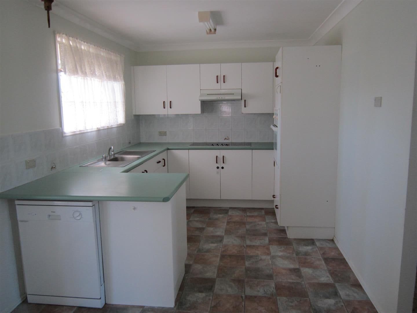 7 Misfeld Close, GRACEMERE QLD 4702, Gracemere - Thumbnail 5