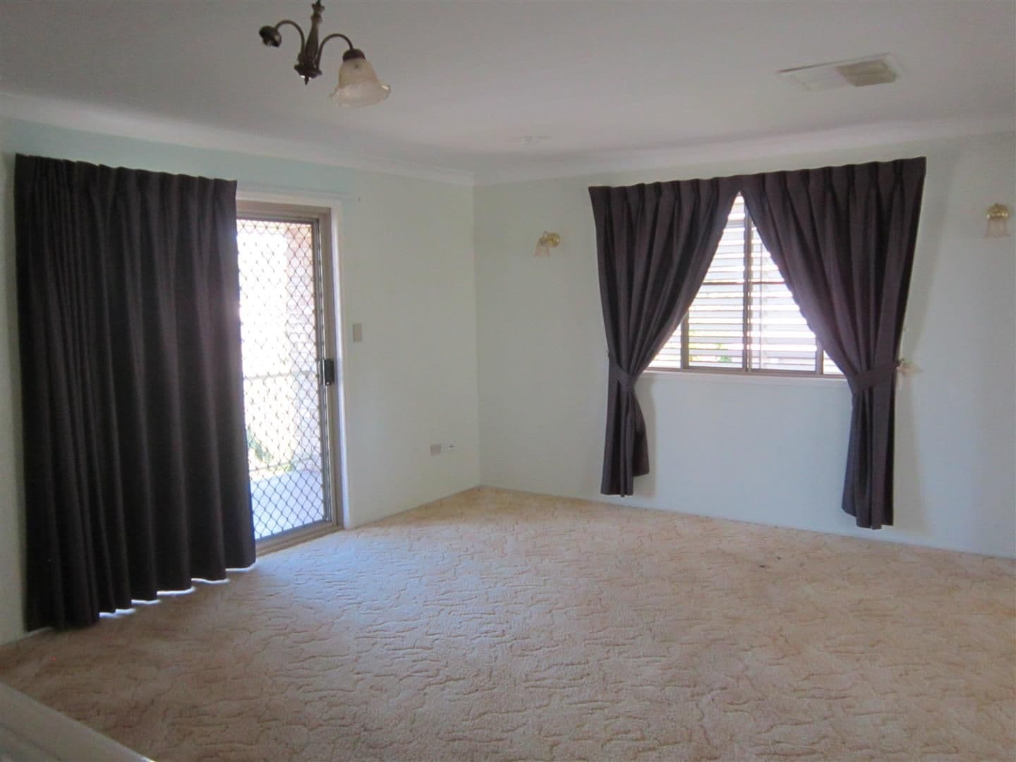 7 Misfeld Close, GRACEMERE QLD 4702, Gracemere - Thumbnail 7