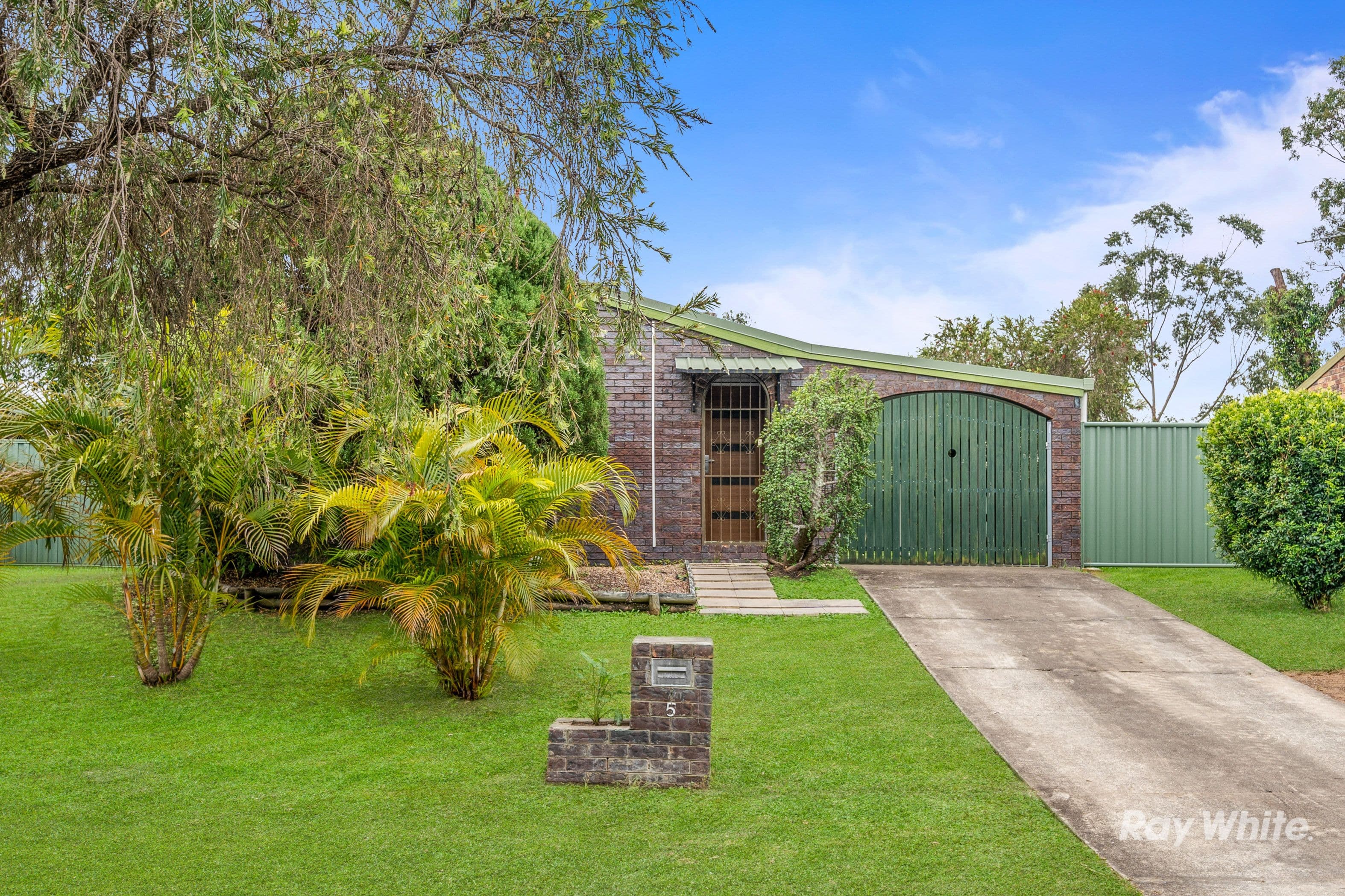 5 Joseph Court, Browns Plains QLD 4118, Browns Plains - Thumbnail 2
