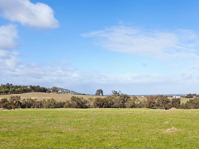 13 Prospect Place, Bullsbrook WA 6084, Bullsbrook - Thumbnail 2
