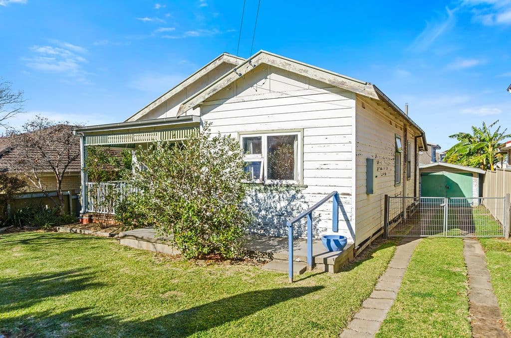7 Farrell Street, Balgownie - Thumbnail 2