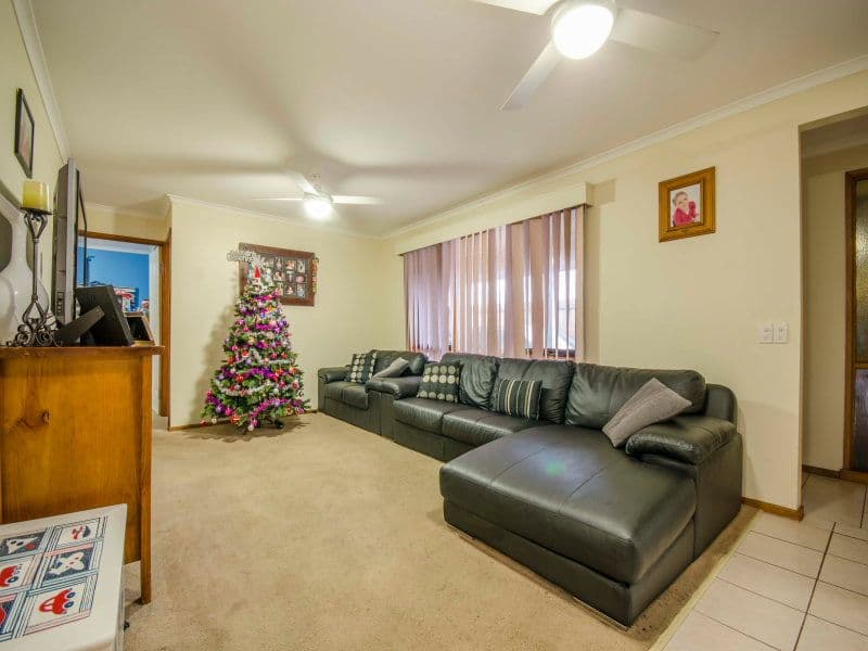 42 Thomas Street, BAXTER VIC 3911, Baxter - Thumbnail 2